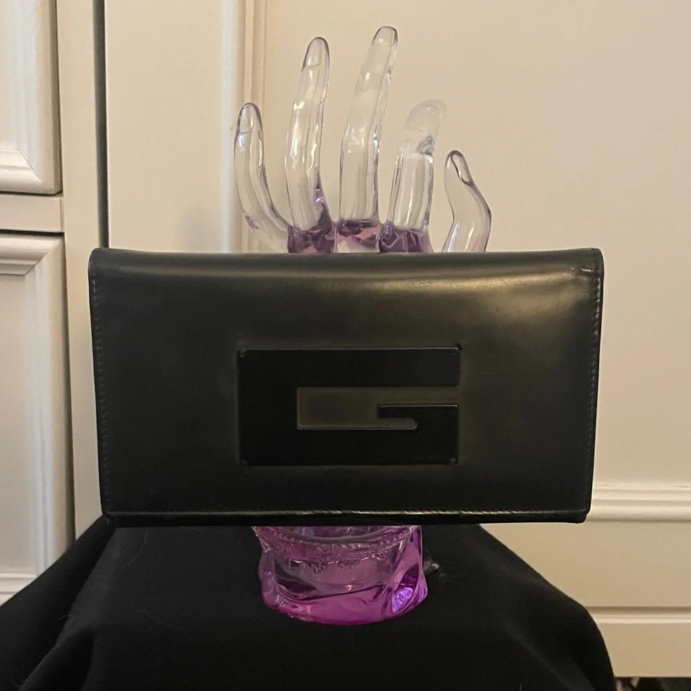 Gucci Wallet - Picture 1 of 6